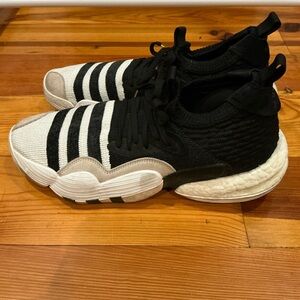 adidas Trae Young 2.0 Basketball Shoes
